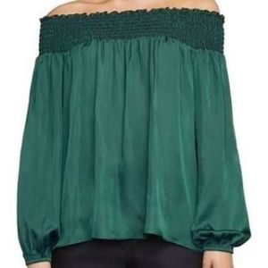 Off-the-shoulder Blouse